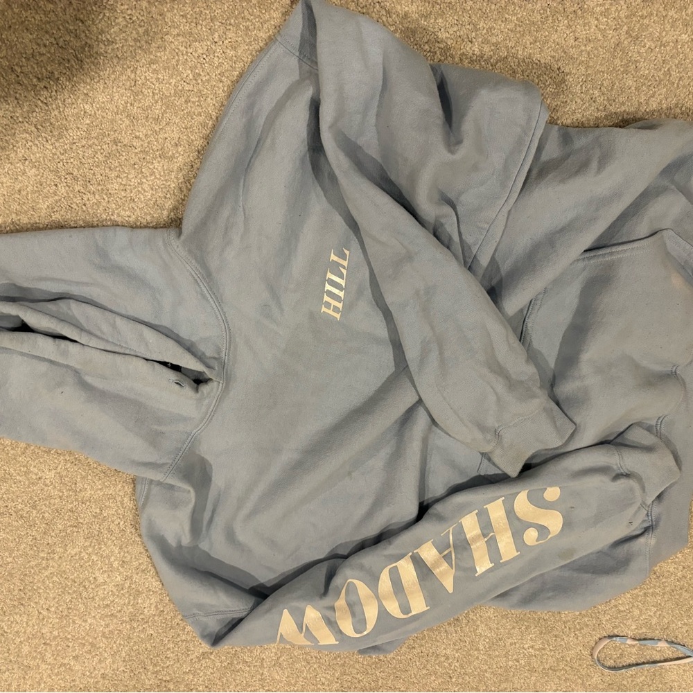 Size M Shadow Hill blue hoodie